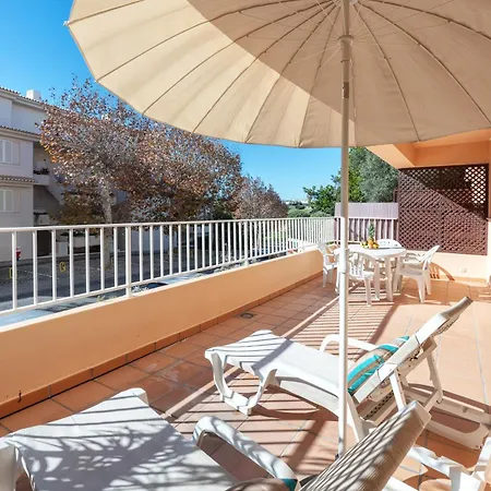 Comfortable Duplex With 2 Bedrooms & 2 Terraces 200 M Away From The Ocean