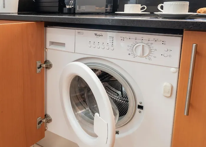 Comfortable Duplex With 2 Bedrooms & 2 Terraces 200 M Away From The Ocean Διαμέρισμα *