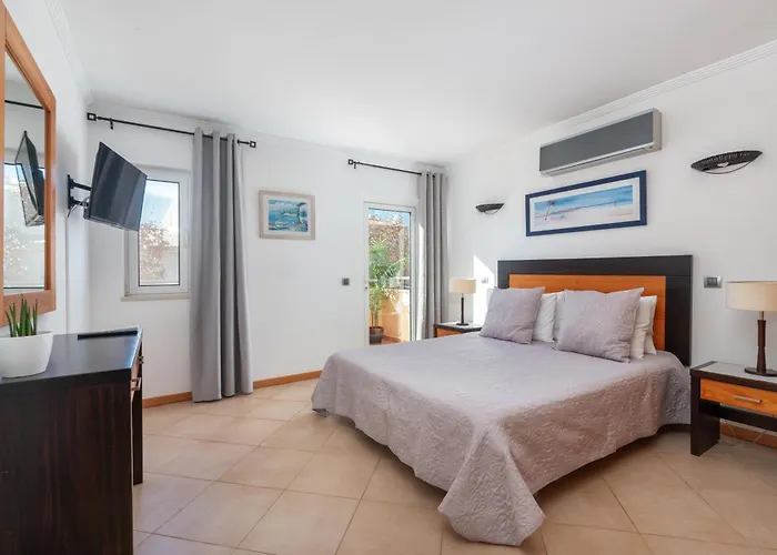 Διαμέρισμα Comfortable Duplex With 2 Bedrooms & 2 Terraces 200 M Away From The Ocean Porches (Algarve)