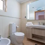 Comfortable Duplex With 2 Bedrooms & 2 Terraces 200 M Away From The Ocean