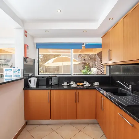 Comfortable Duplex With 2 Bedrooms & 2 Terraces 200 M Away From The Ocean Apartamento