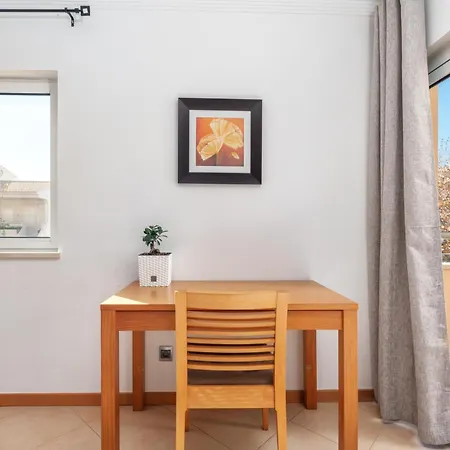 Comfortable Duplex With 2 Bedrooms & 2 Terraces 200 M Away From The Ocean 아파트
