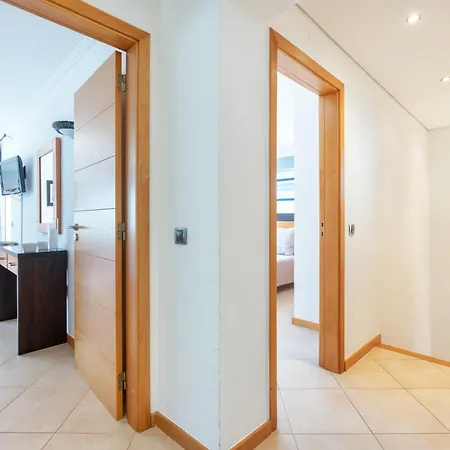 Comfortable Duplex With 2 Bedrooms & 2 Terraces 200 M Away From The Ocean *