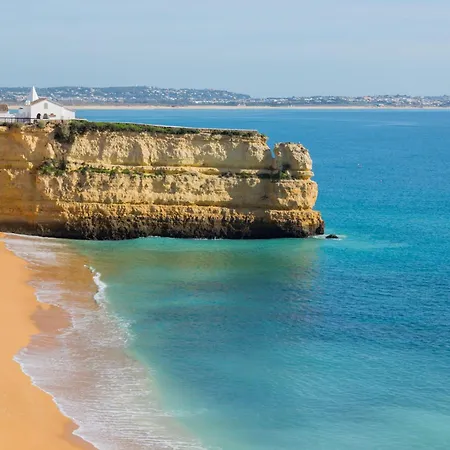 Comfortable Duplex With 2 Bedrooms & 2 Terraces 200 M Away From The Ocean * Porches (Algarve)