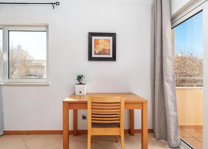 Comfortable Duplex With 2 Bedrooms & 2 Terraces 200 M Away From The Ocean 公寓
