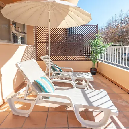 Comfortable Duplex With 2 Bedrooms & 2 Terraces 200 M Away From The Ocean Поршеш
