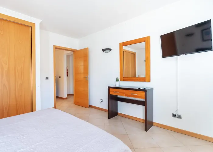 Apartment Comfortable Duplex With 2 Bedrooms & 2 Terraces 200 M Away From The Ocean *
